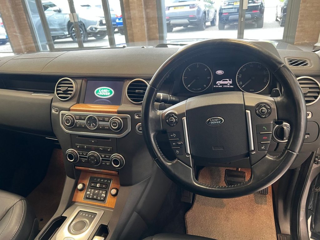 Land Rover Discovery 4