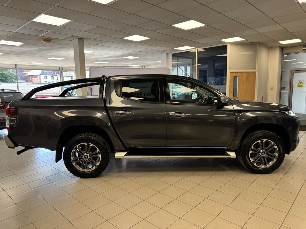 Mitsubishi L200