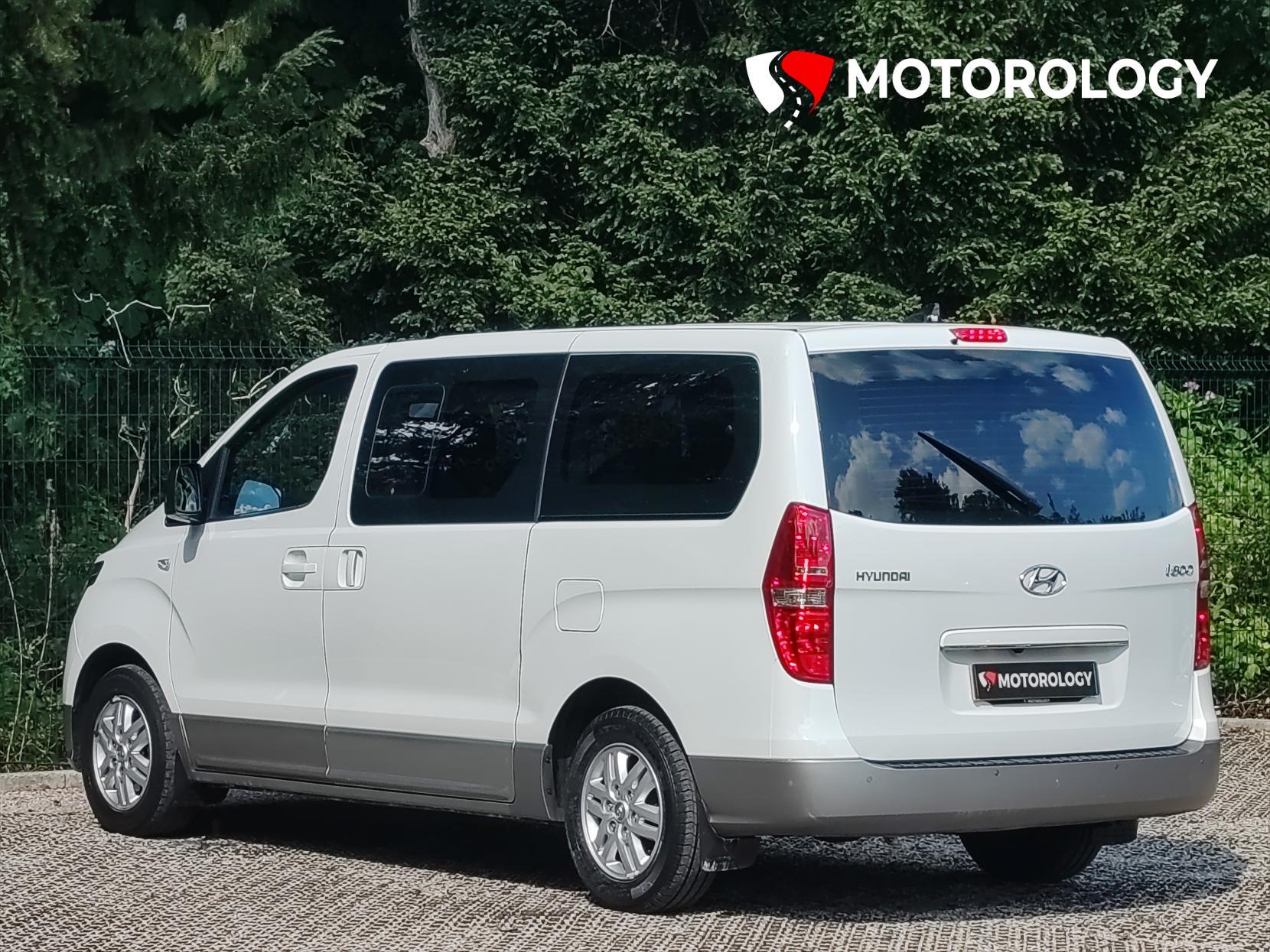 Hyundai i800
