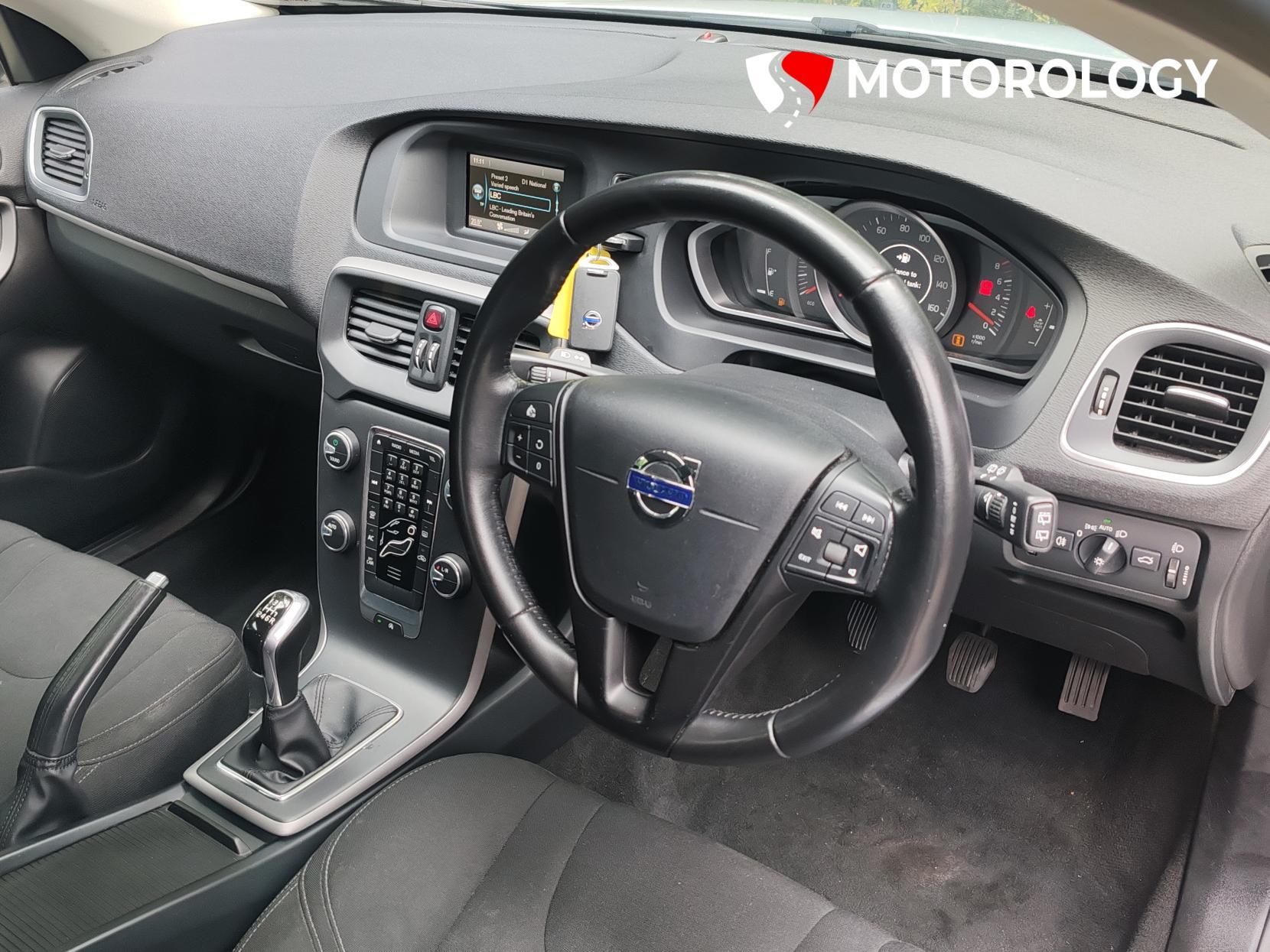 Volvo V40