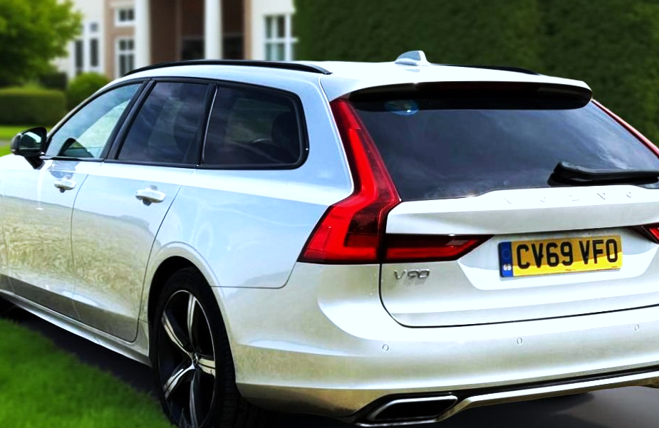 Volvo V90