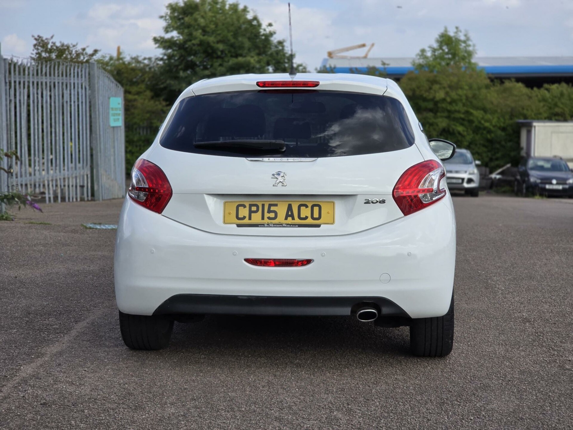 Peugeot 208