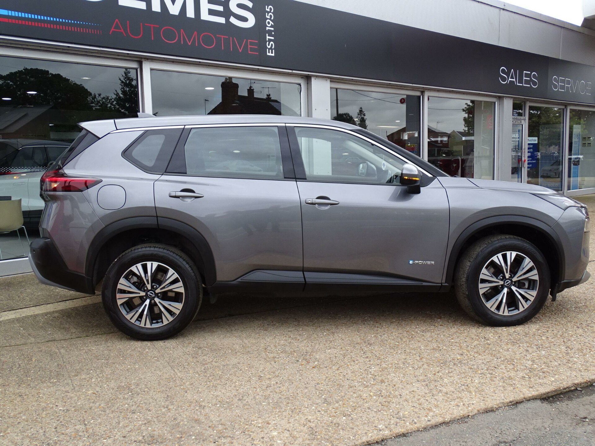 Nissan X Trail