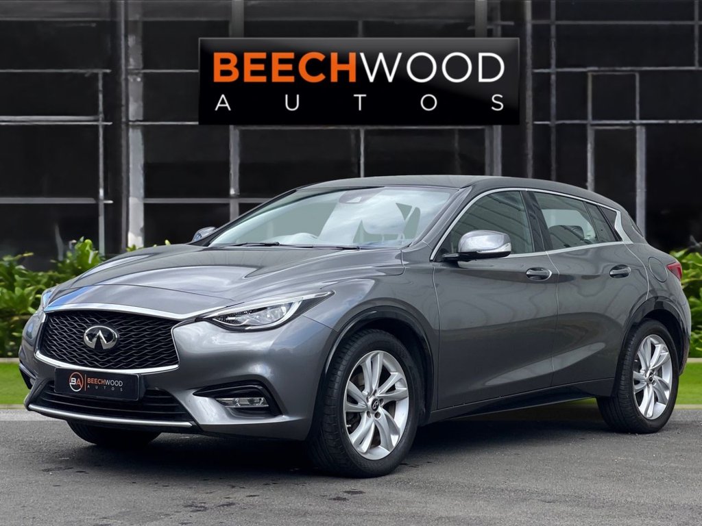 Infiniti Q30