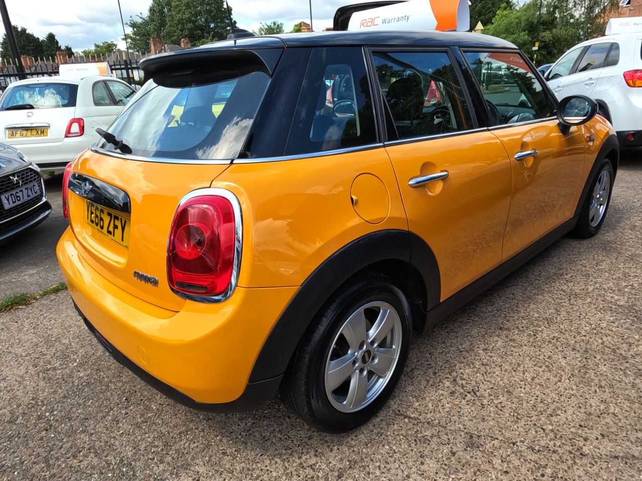 MINI Hatch
