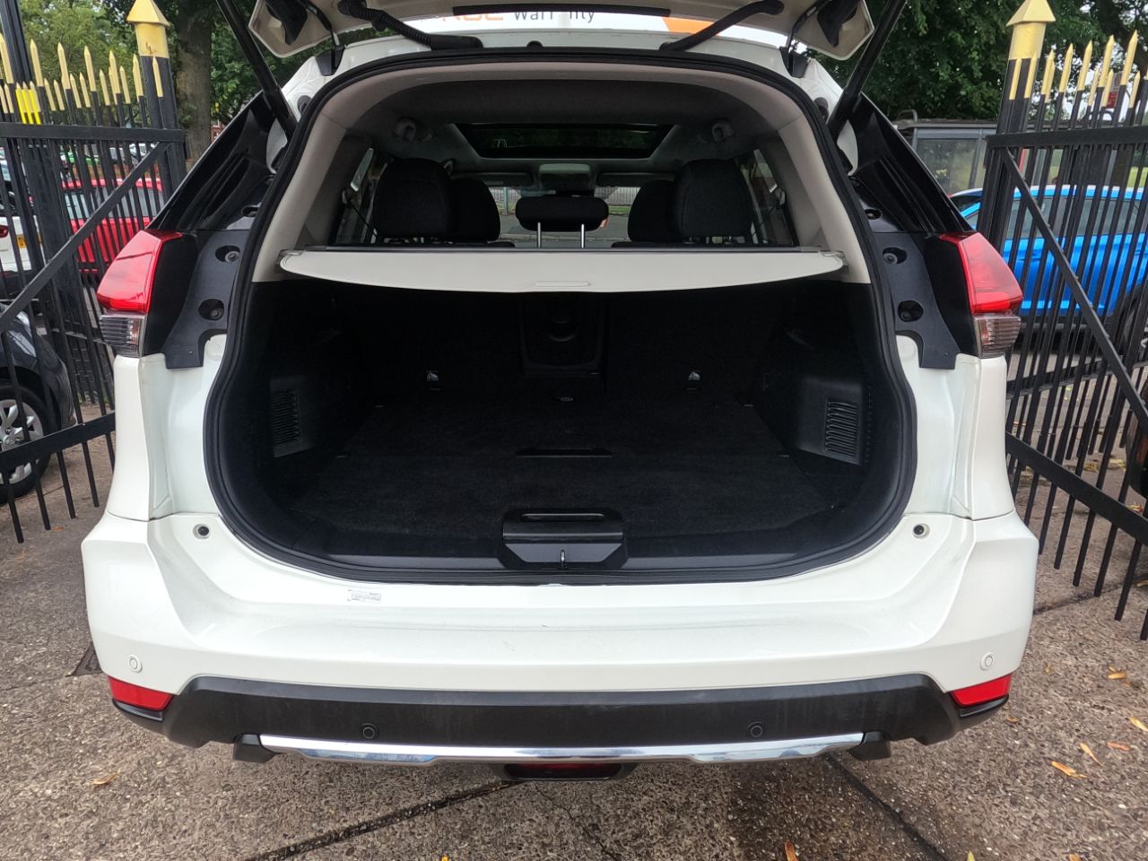 Nissan X Trail