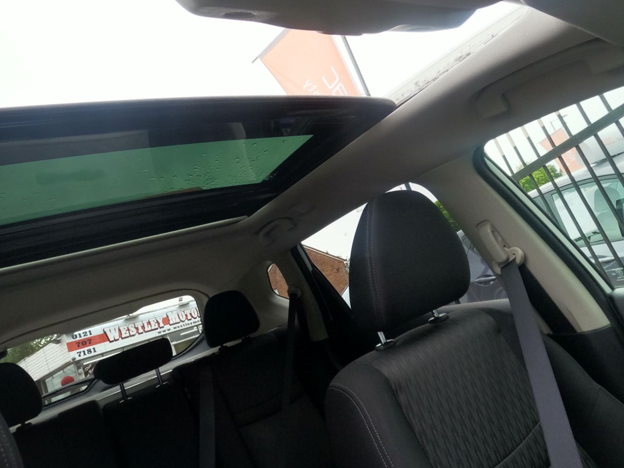 Nissan X Trail