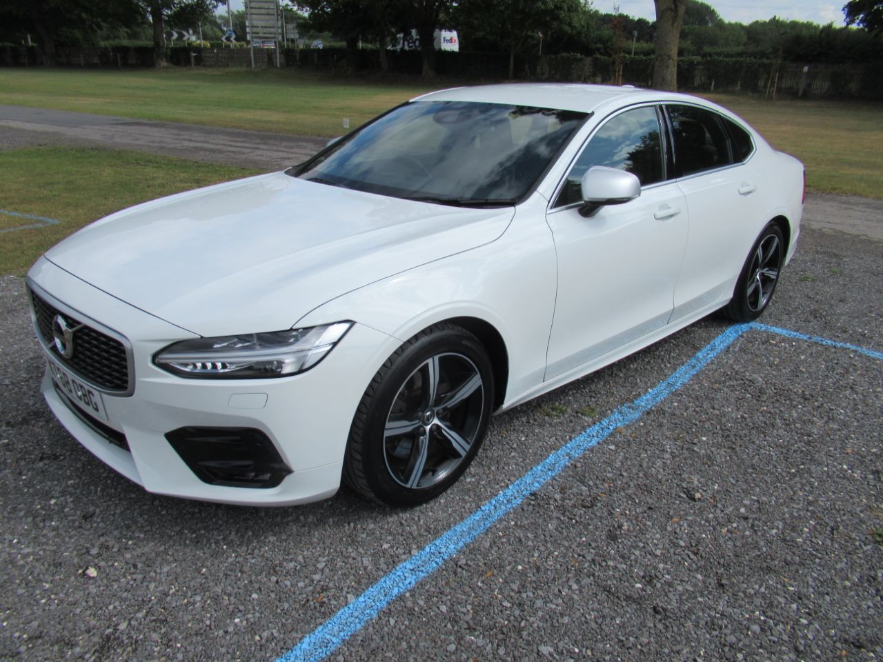 Volvo S90