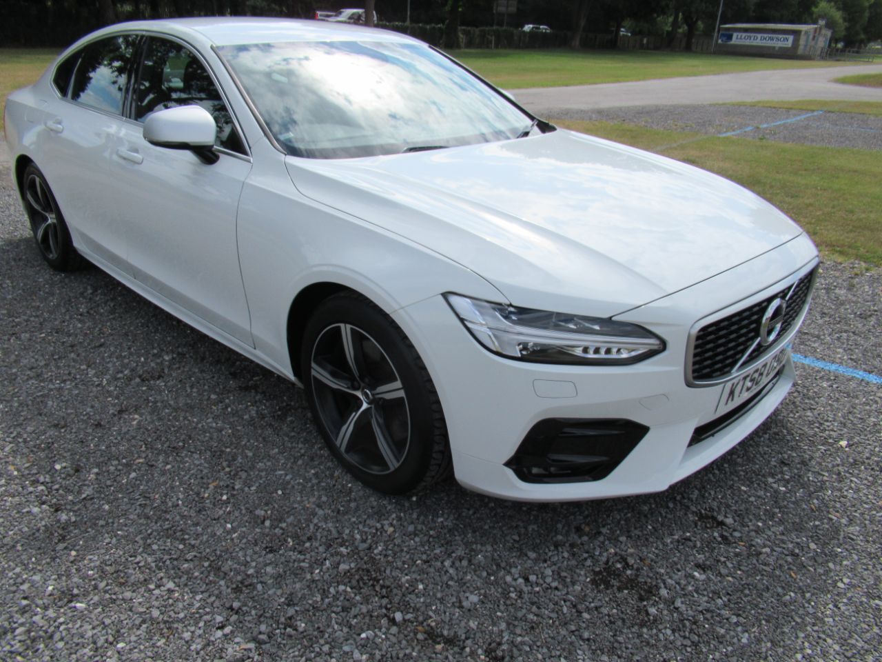 Volvo S90
