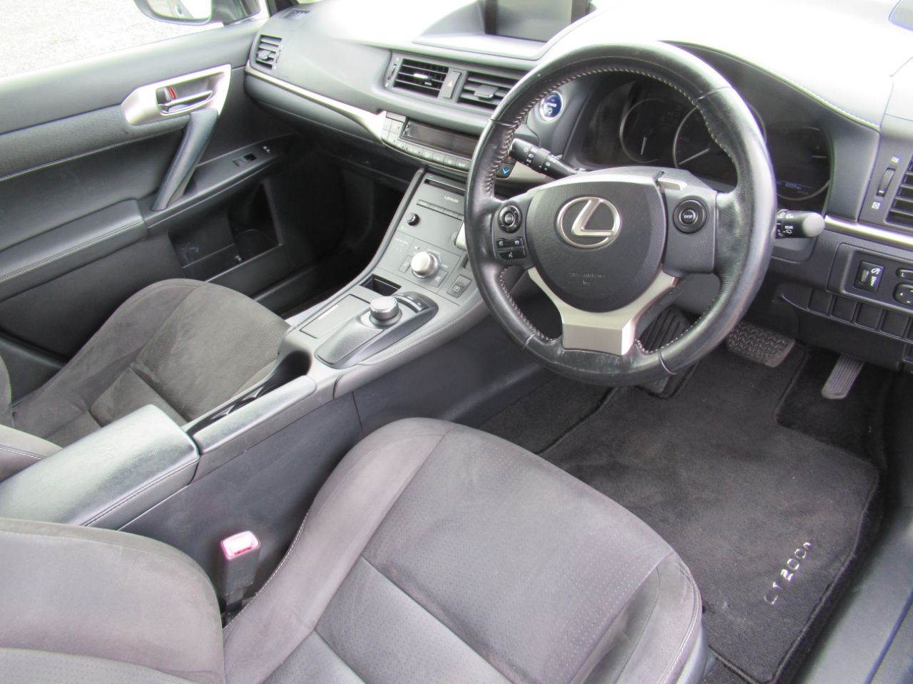 Lexus CT 200h