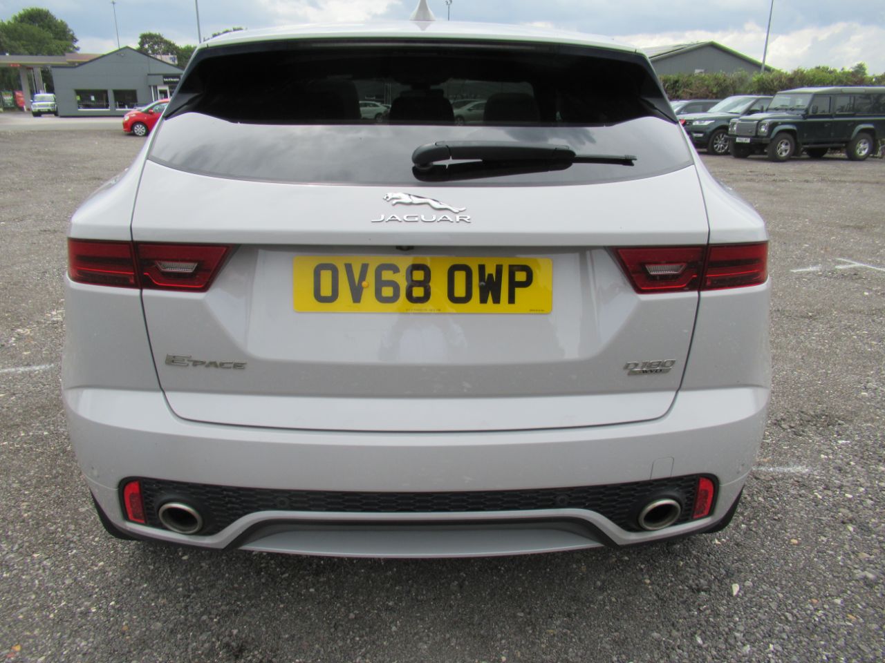 Jaguar E Pace