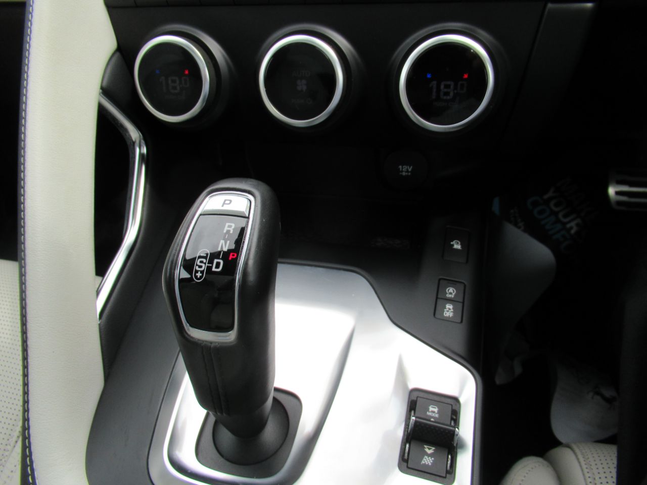 Jaguar E Pace