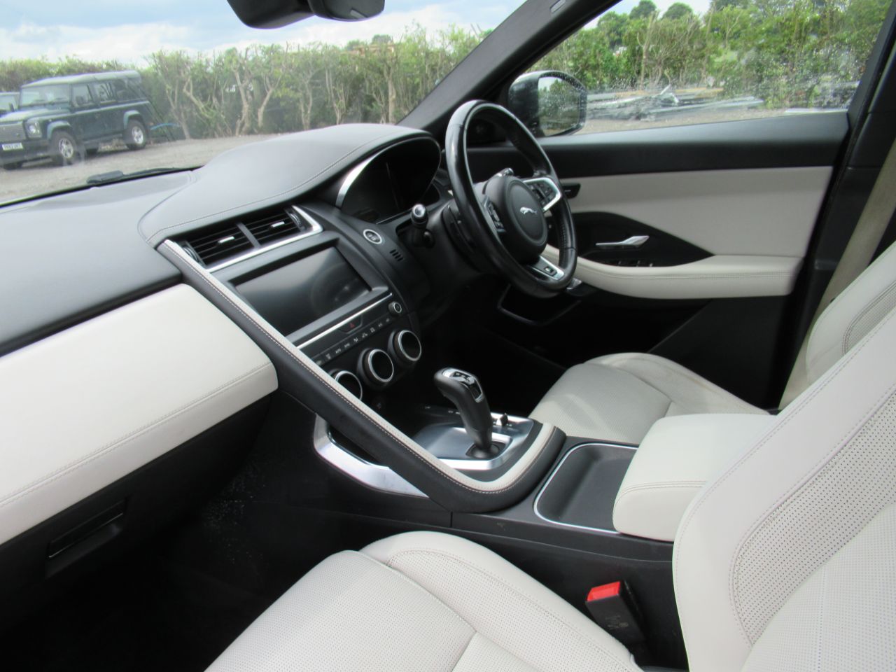 Jaguar E Pace