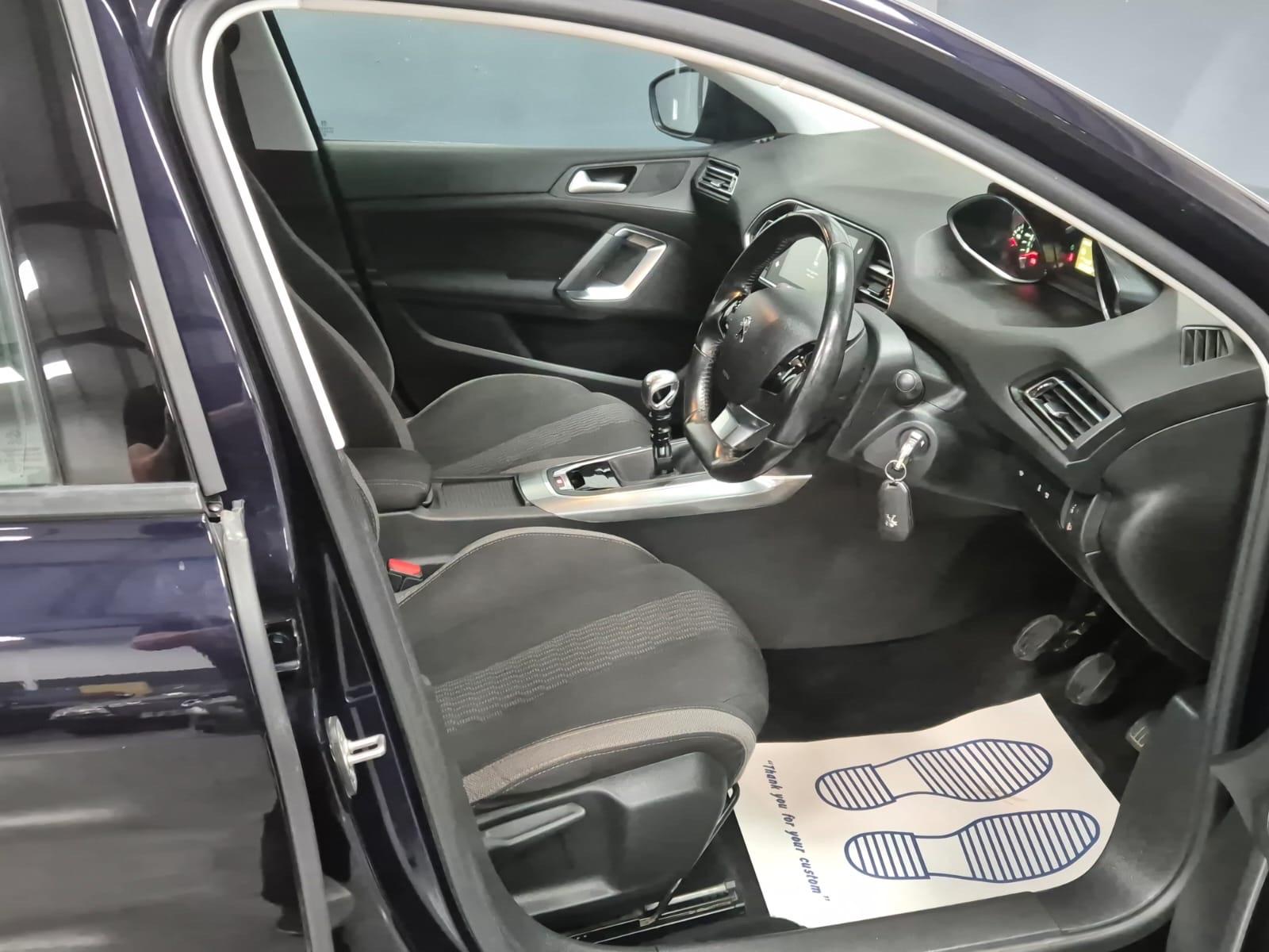 Peugeot 308