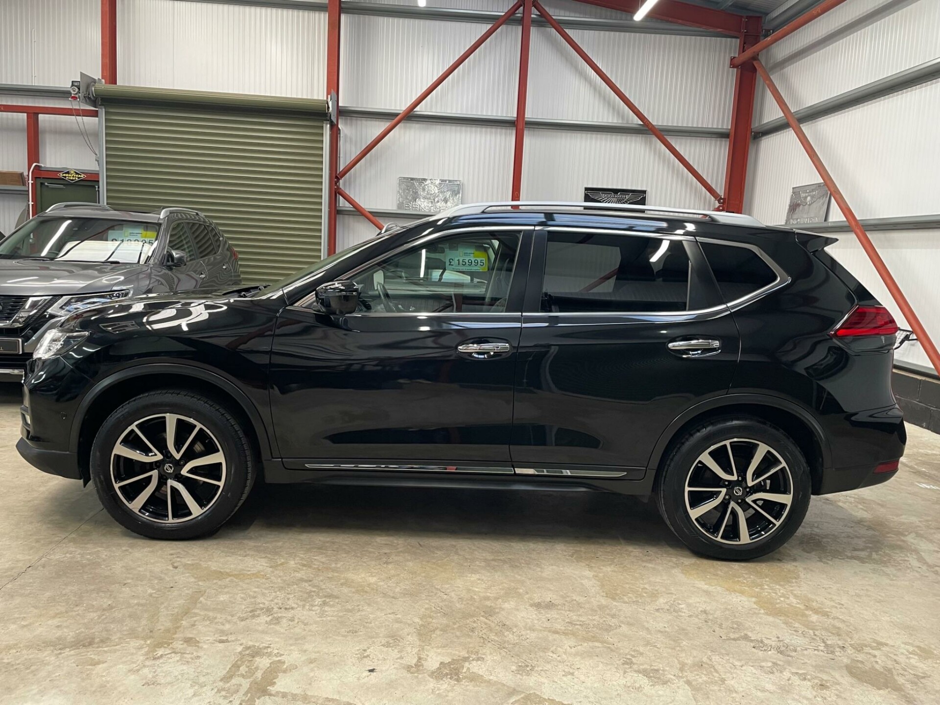 Nissan X Trail