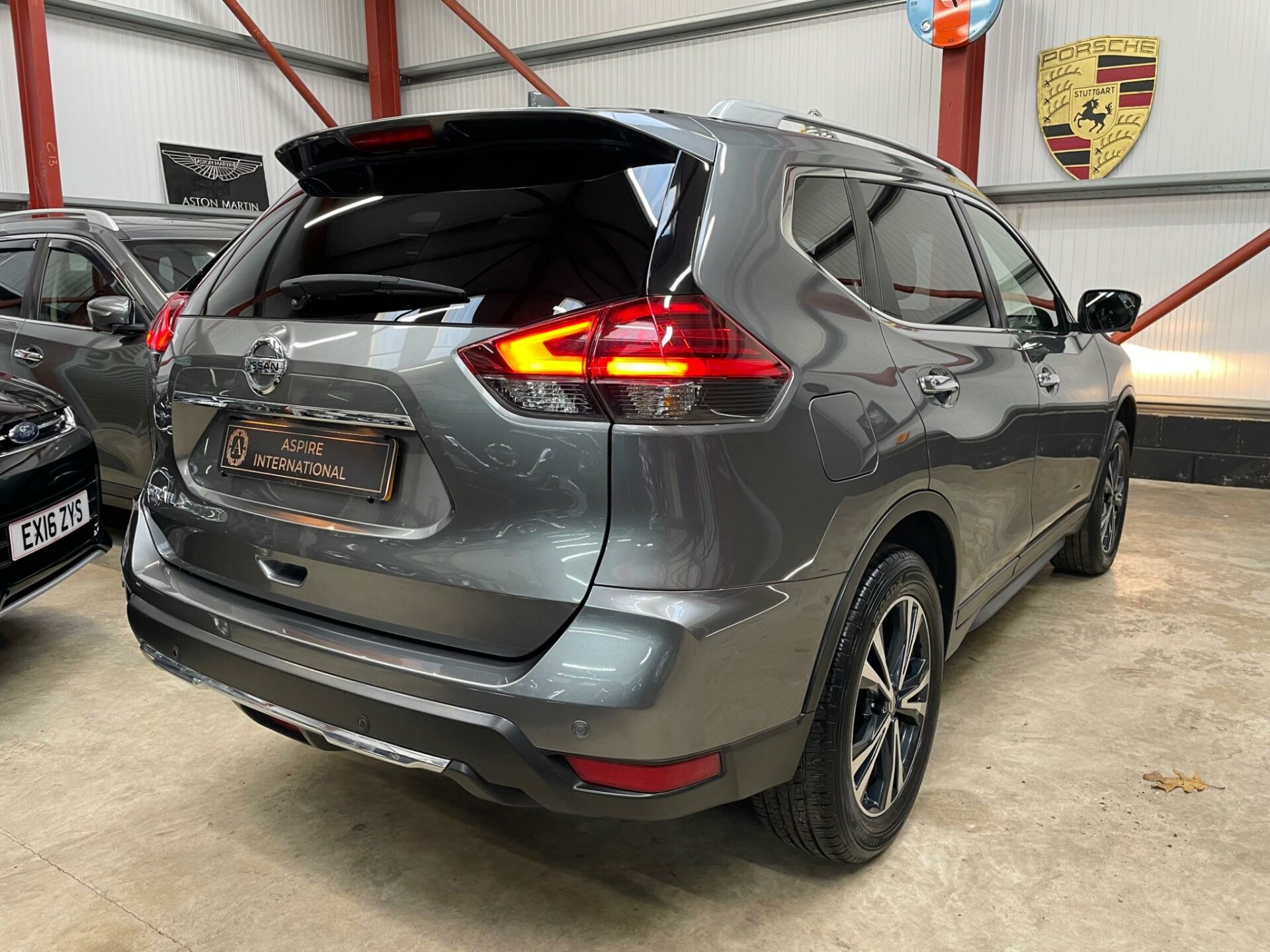 Nissan X Trail