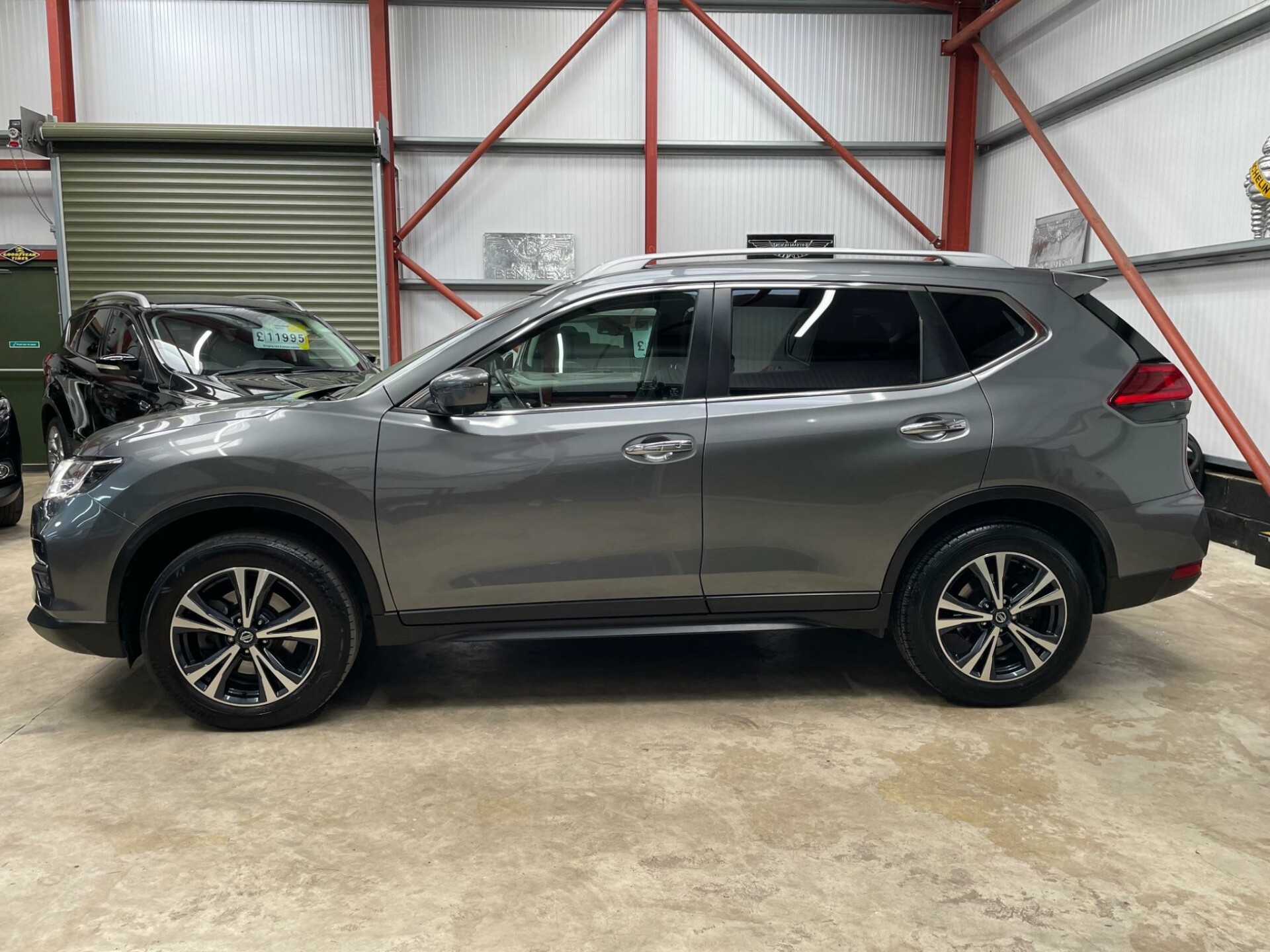 Nissan X Trail