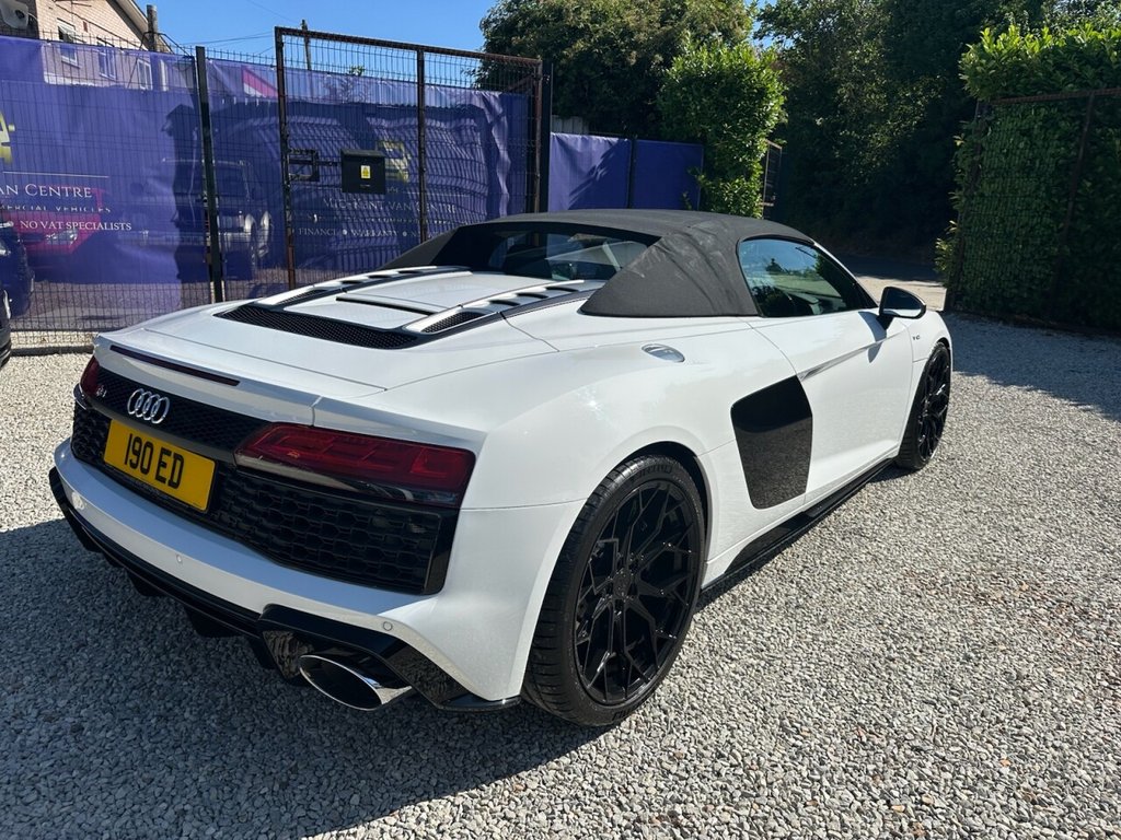 Audi R8