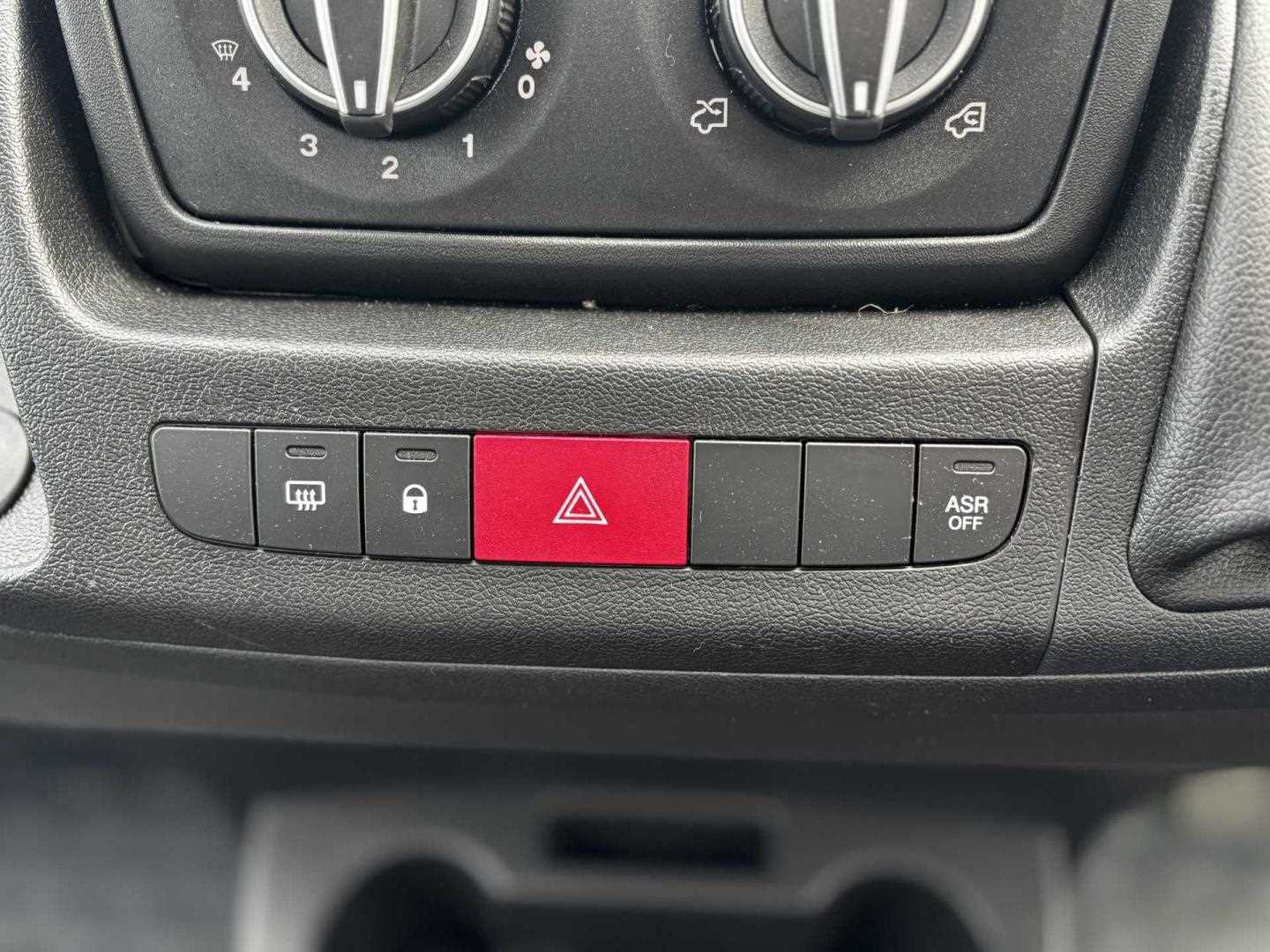 Vauxhall Movano