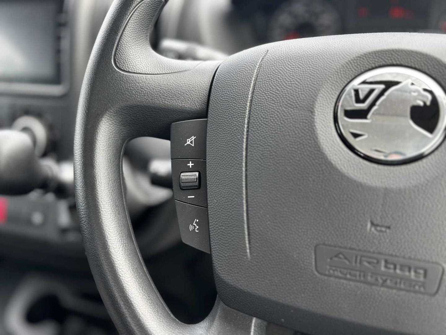 Vauxhall Movano