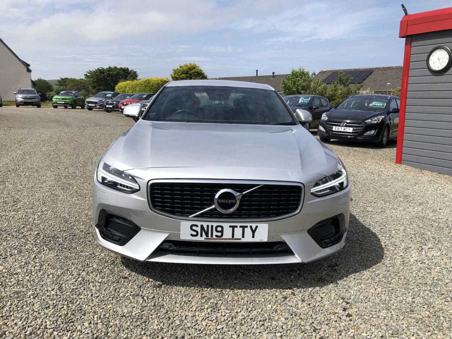 Volvo S90