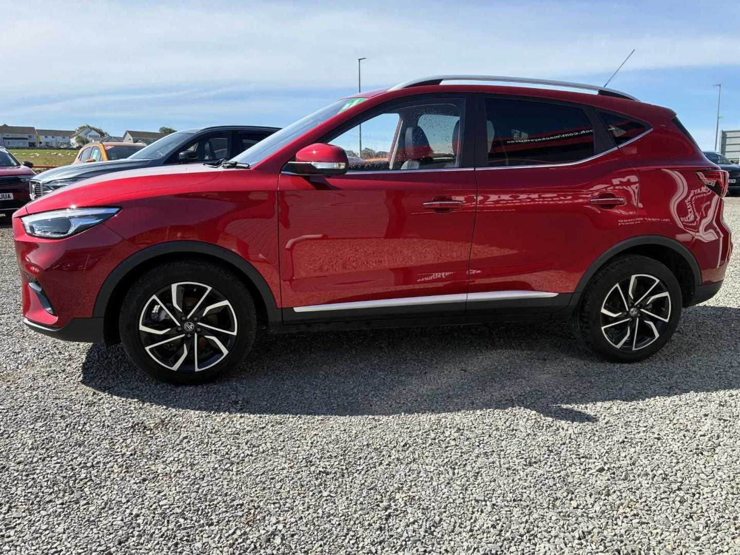 MG ZS