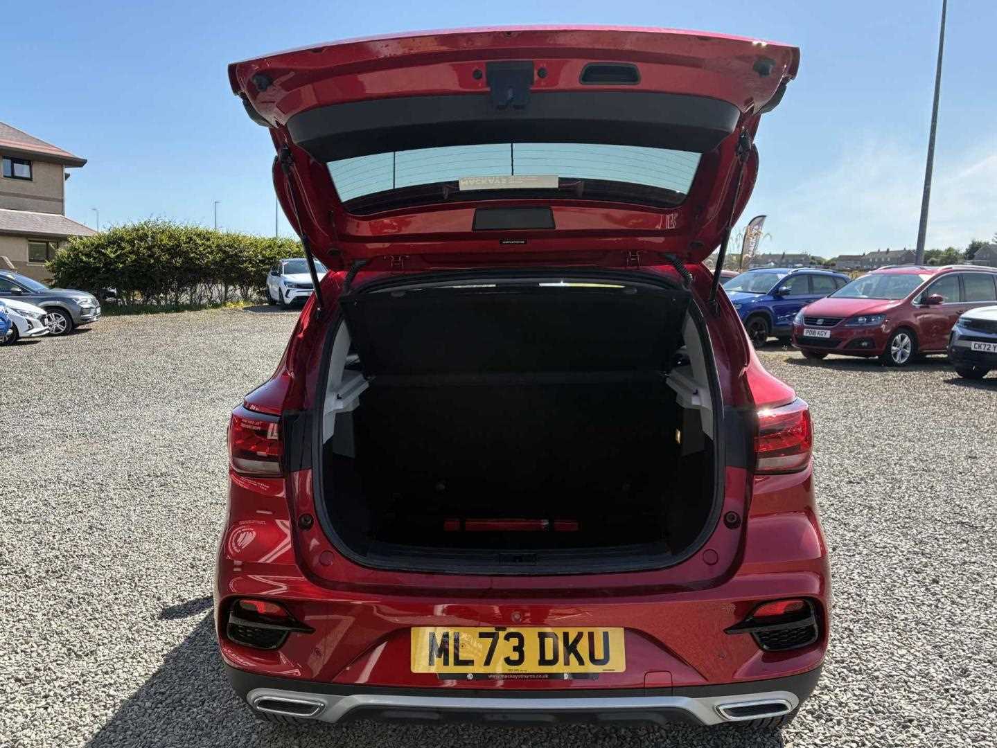 MG ZS
