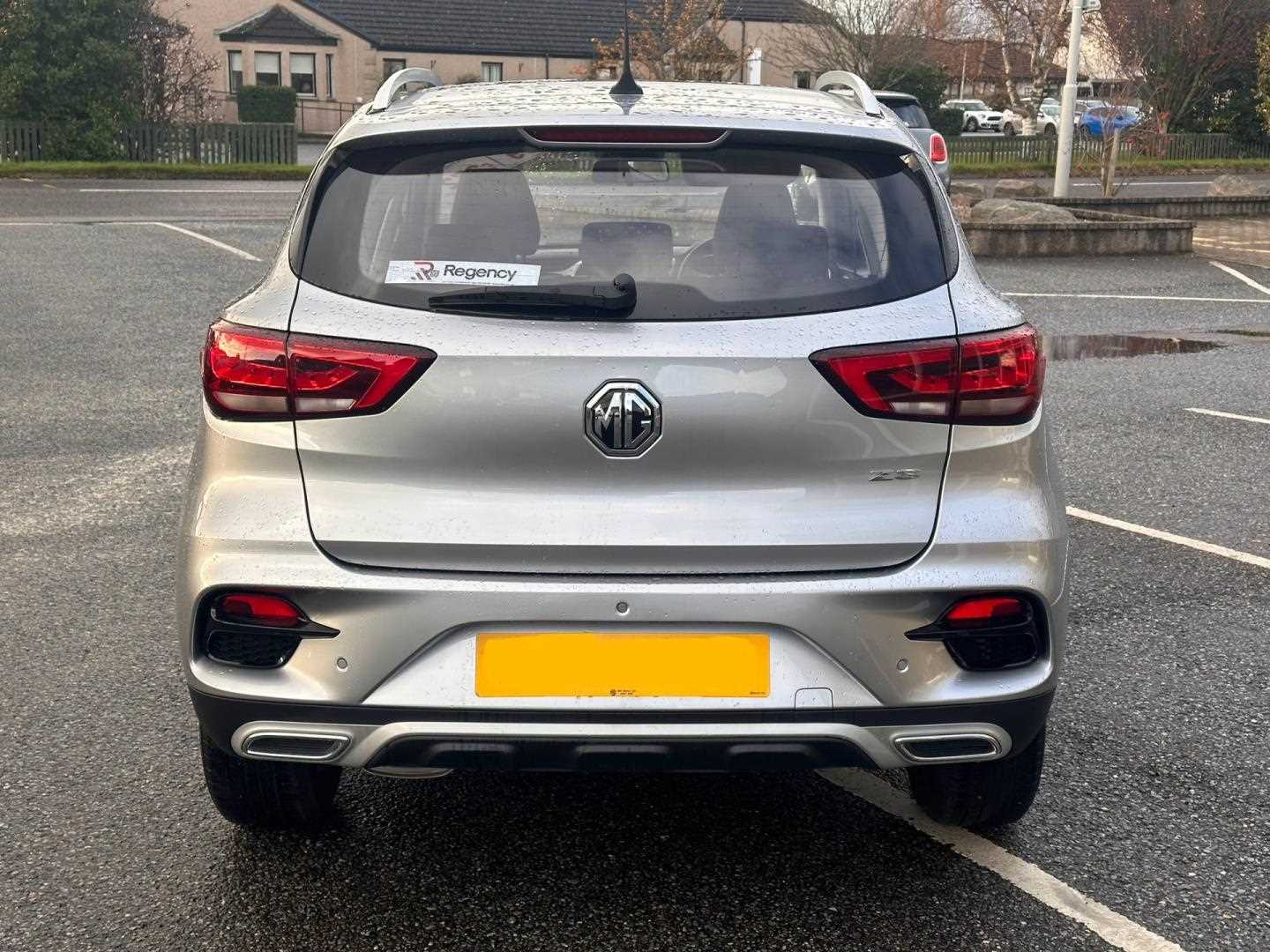 MG ZS