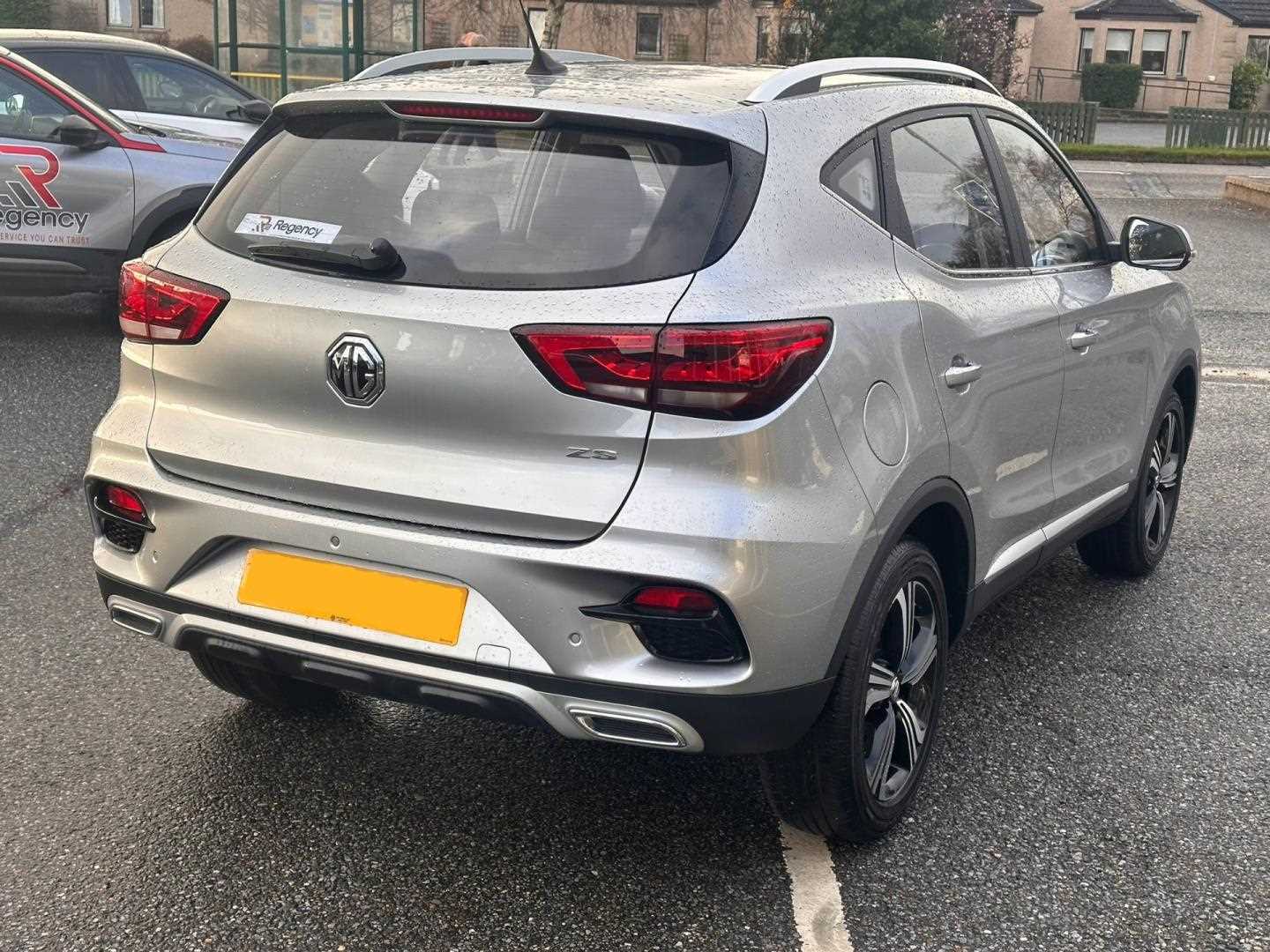 MG ZS