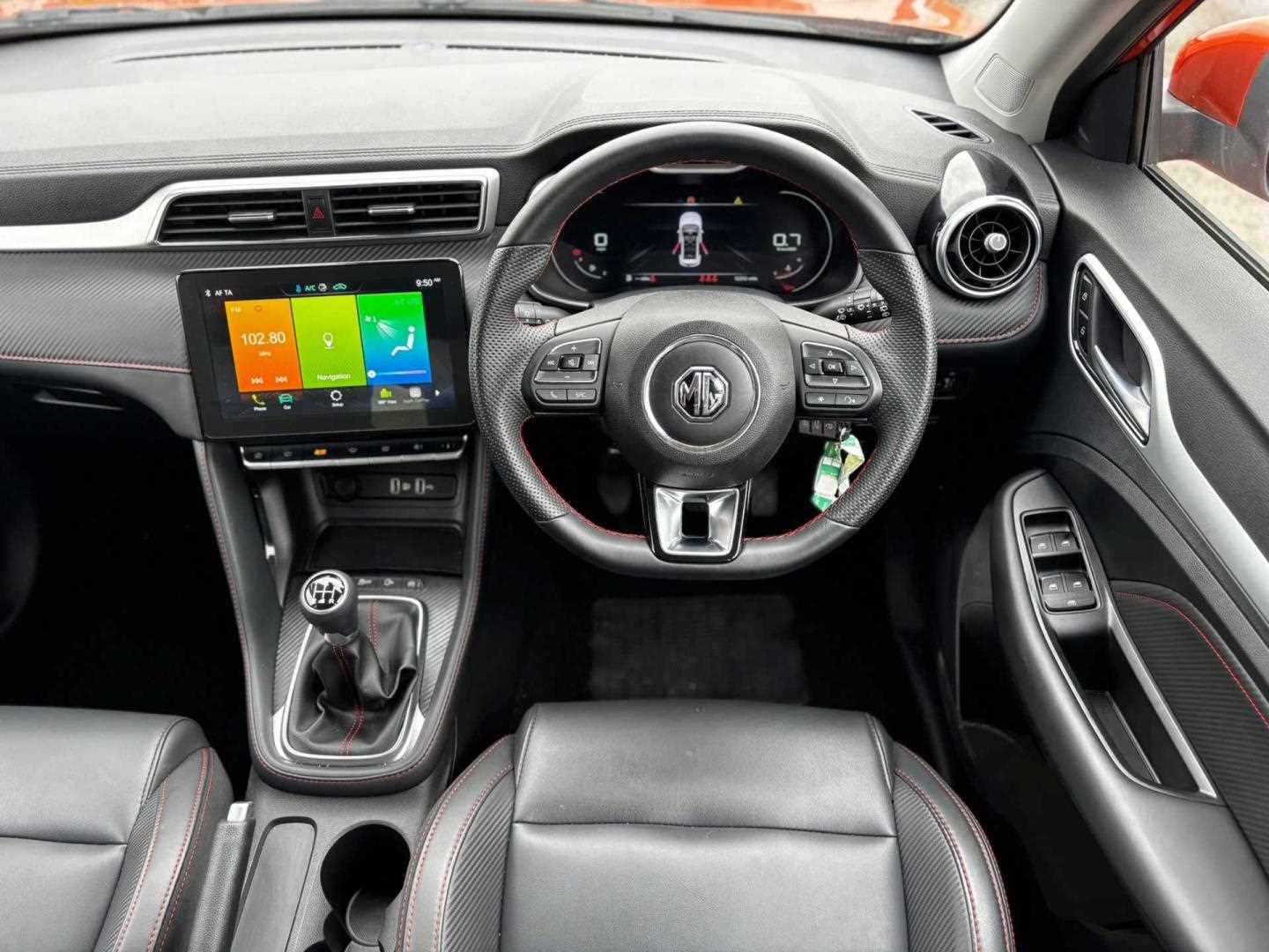 MG ZS