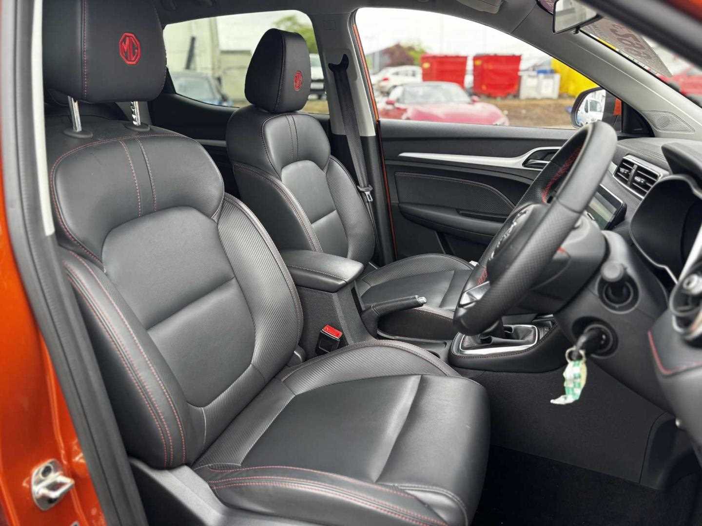 MG ZS