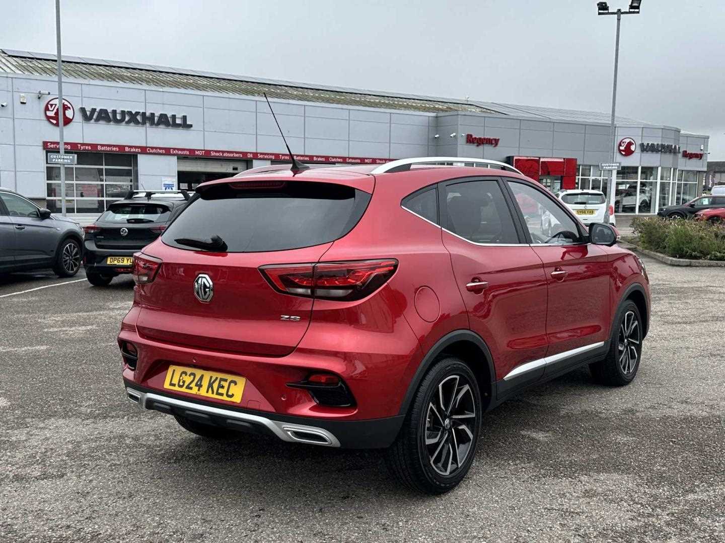 MG ZS