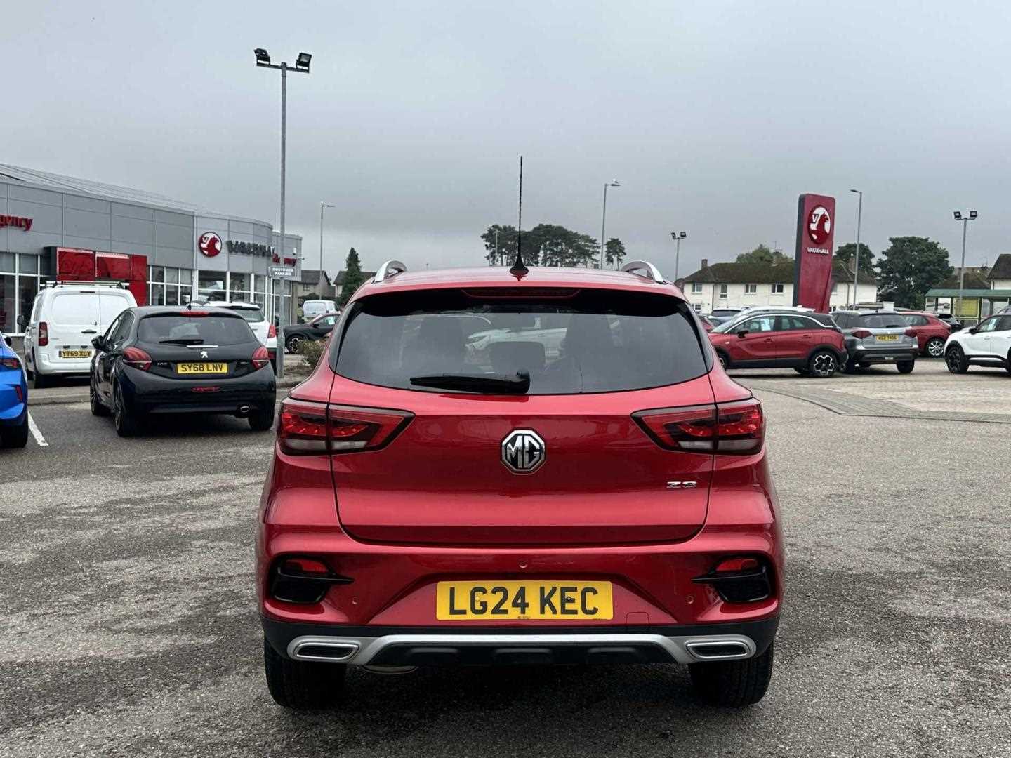 MG ZS