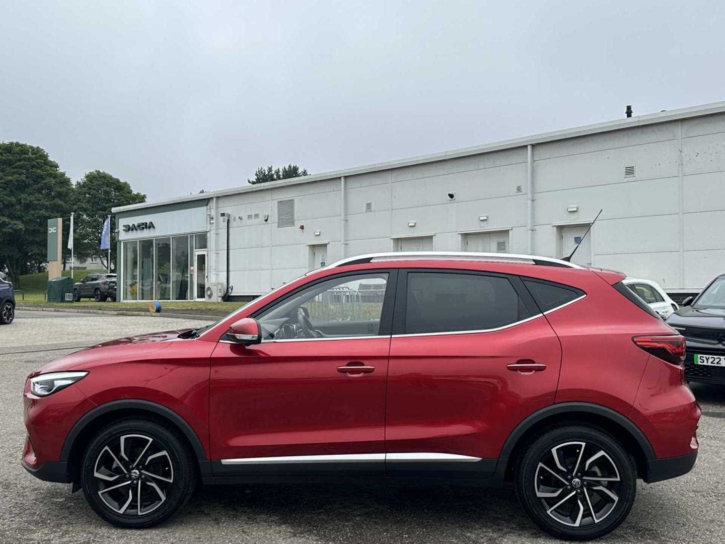 MG ZS