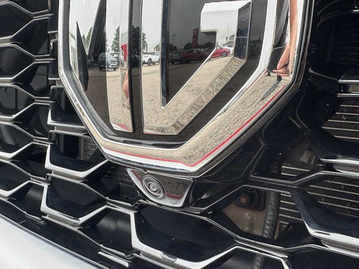 MG ZS