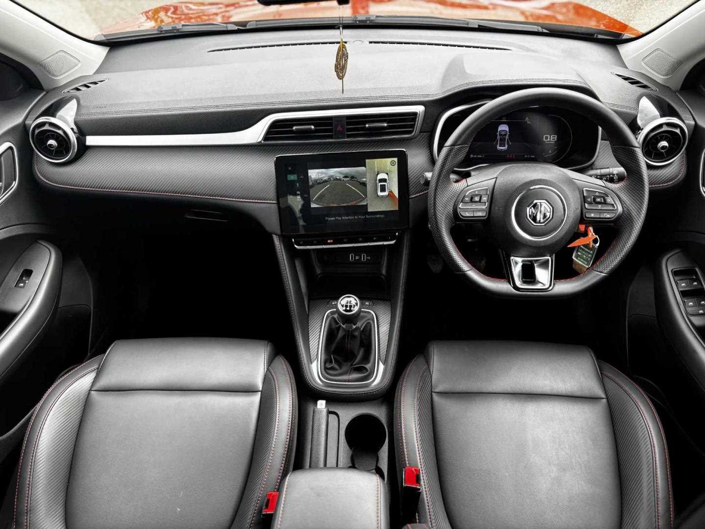 MG ZS
