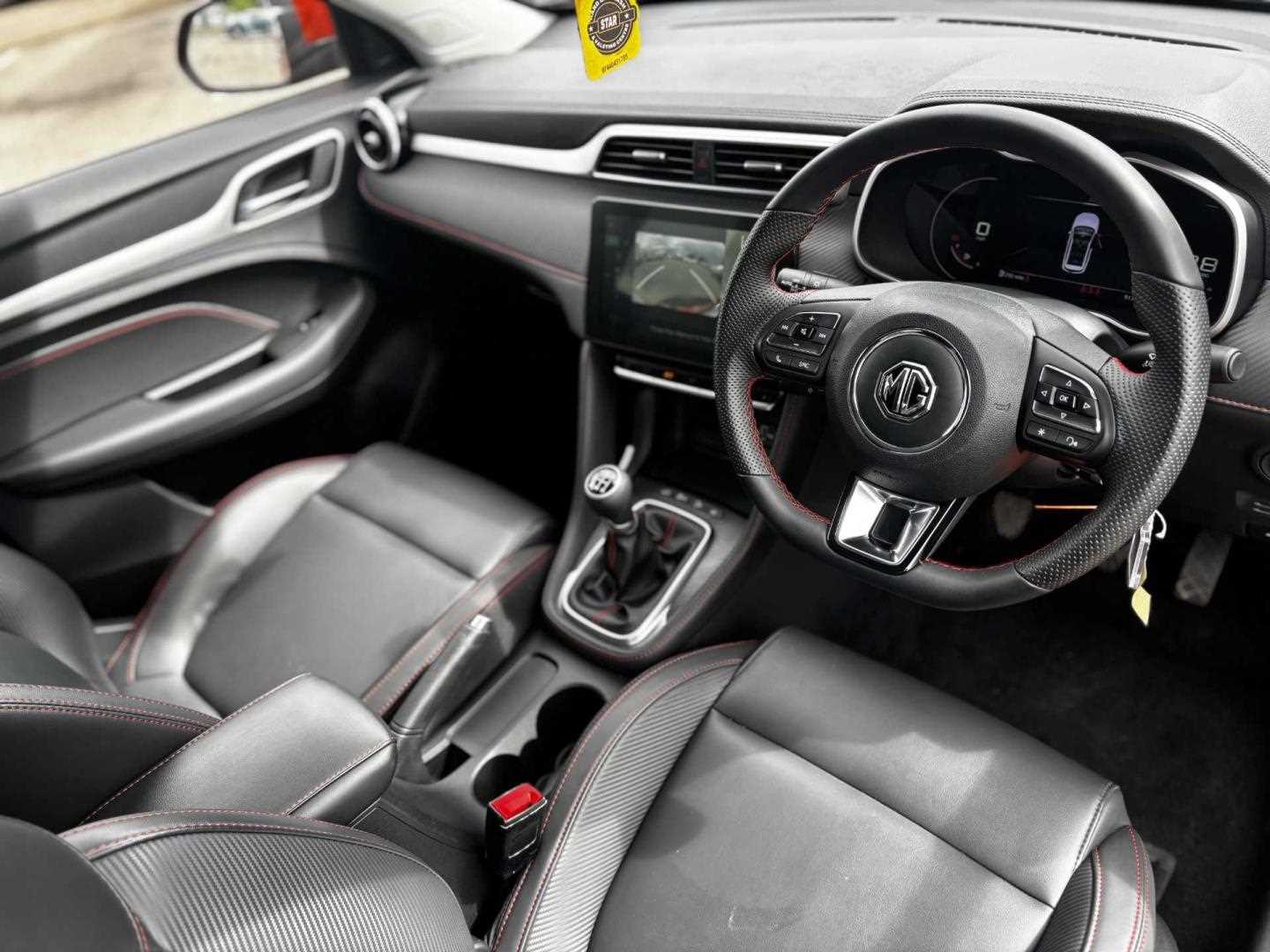 MG ZS