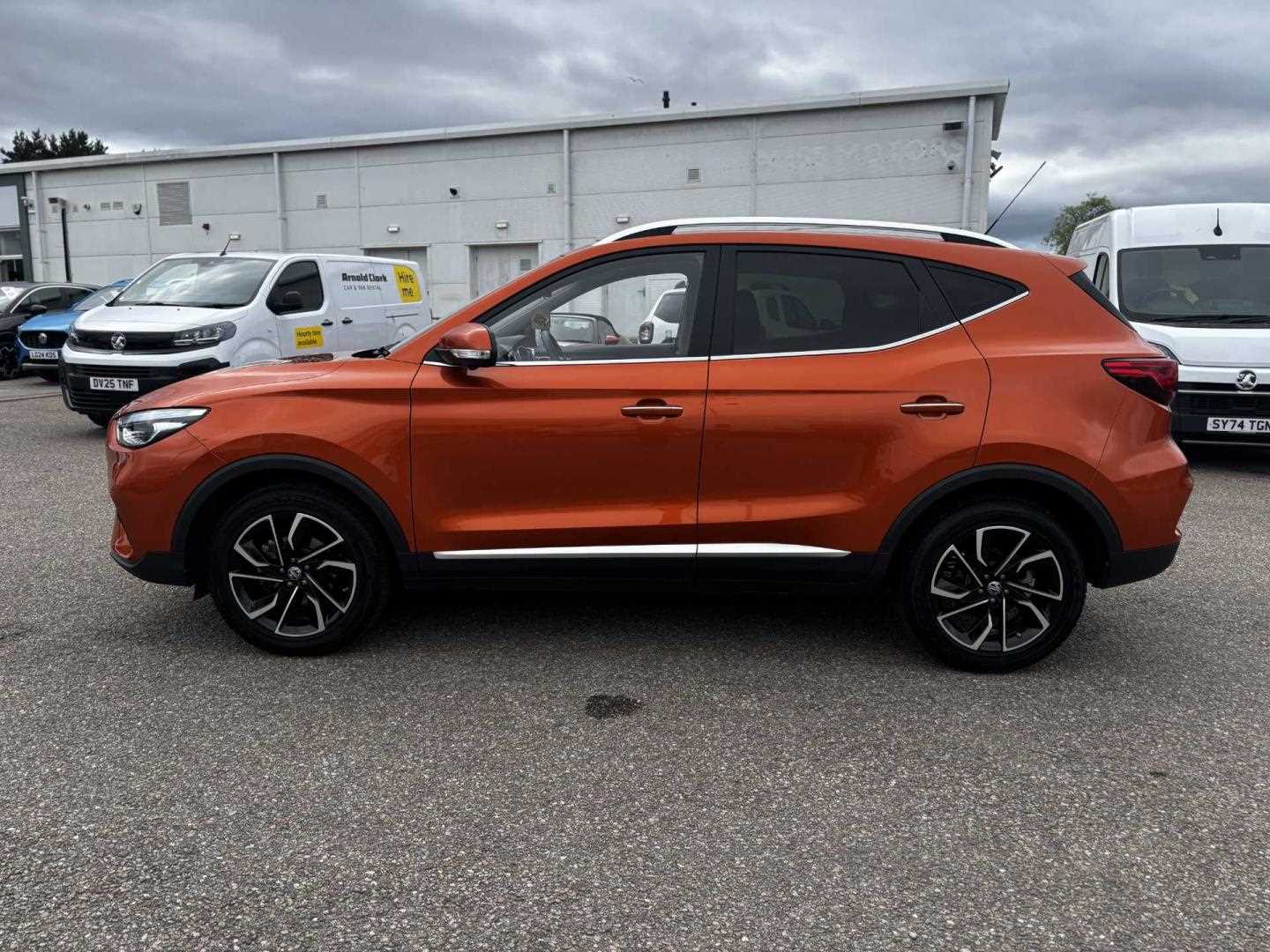 MG ZS