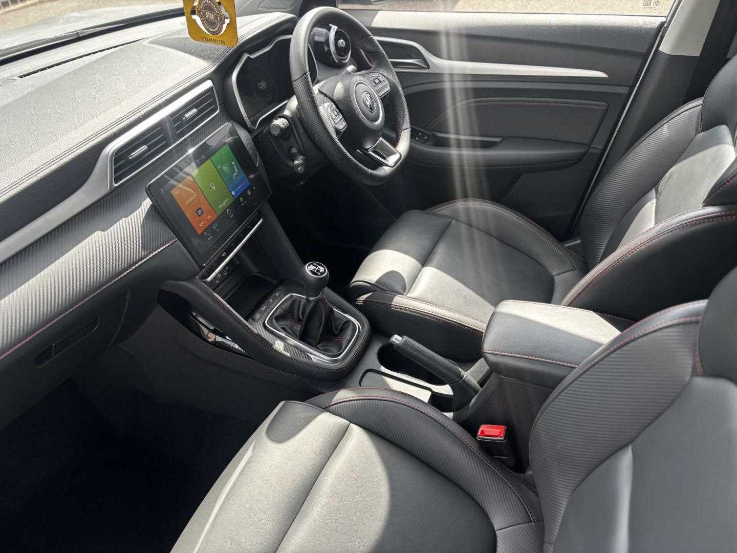 MG ZS