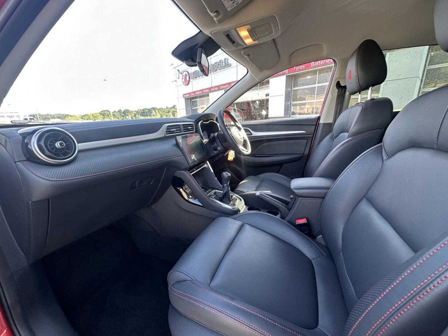 MG ZS