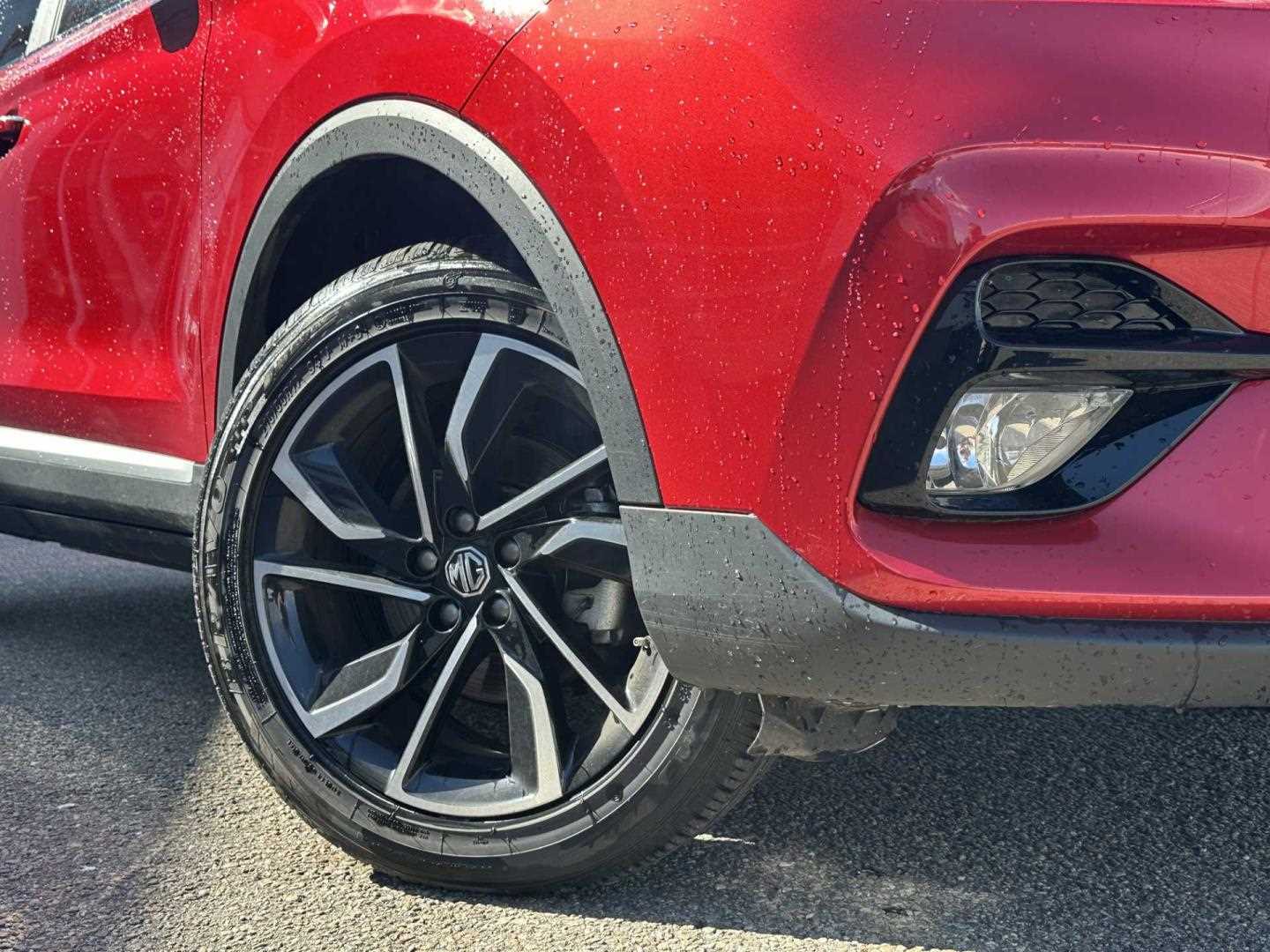 MG ZS