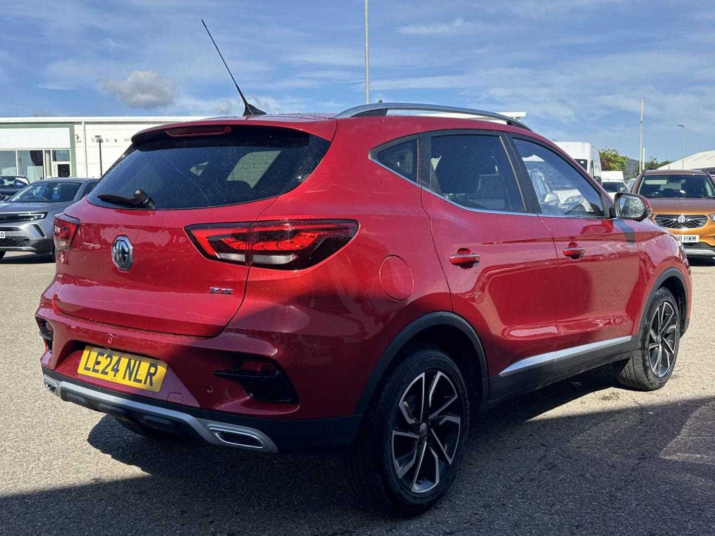 MG ZS