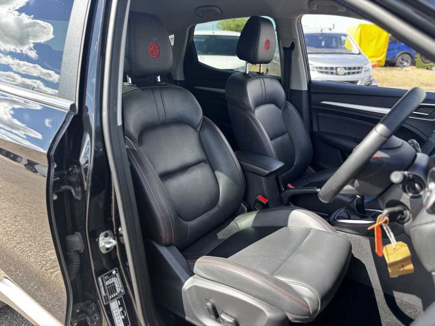 MG ZS