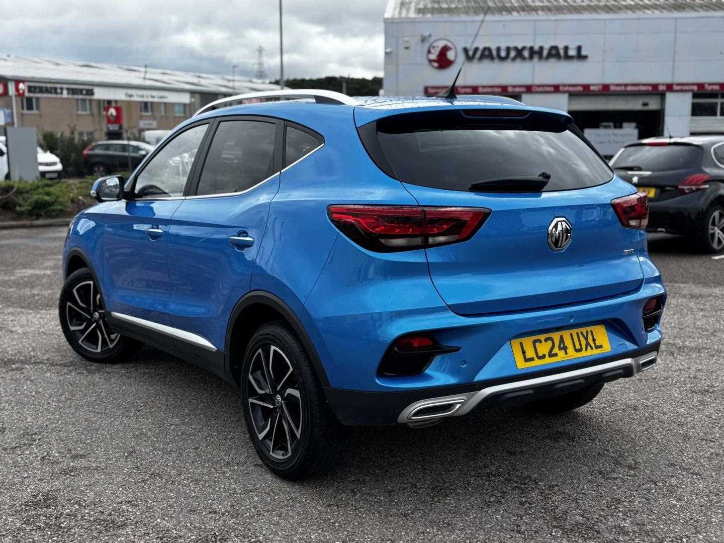 MG ZS