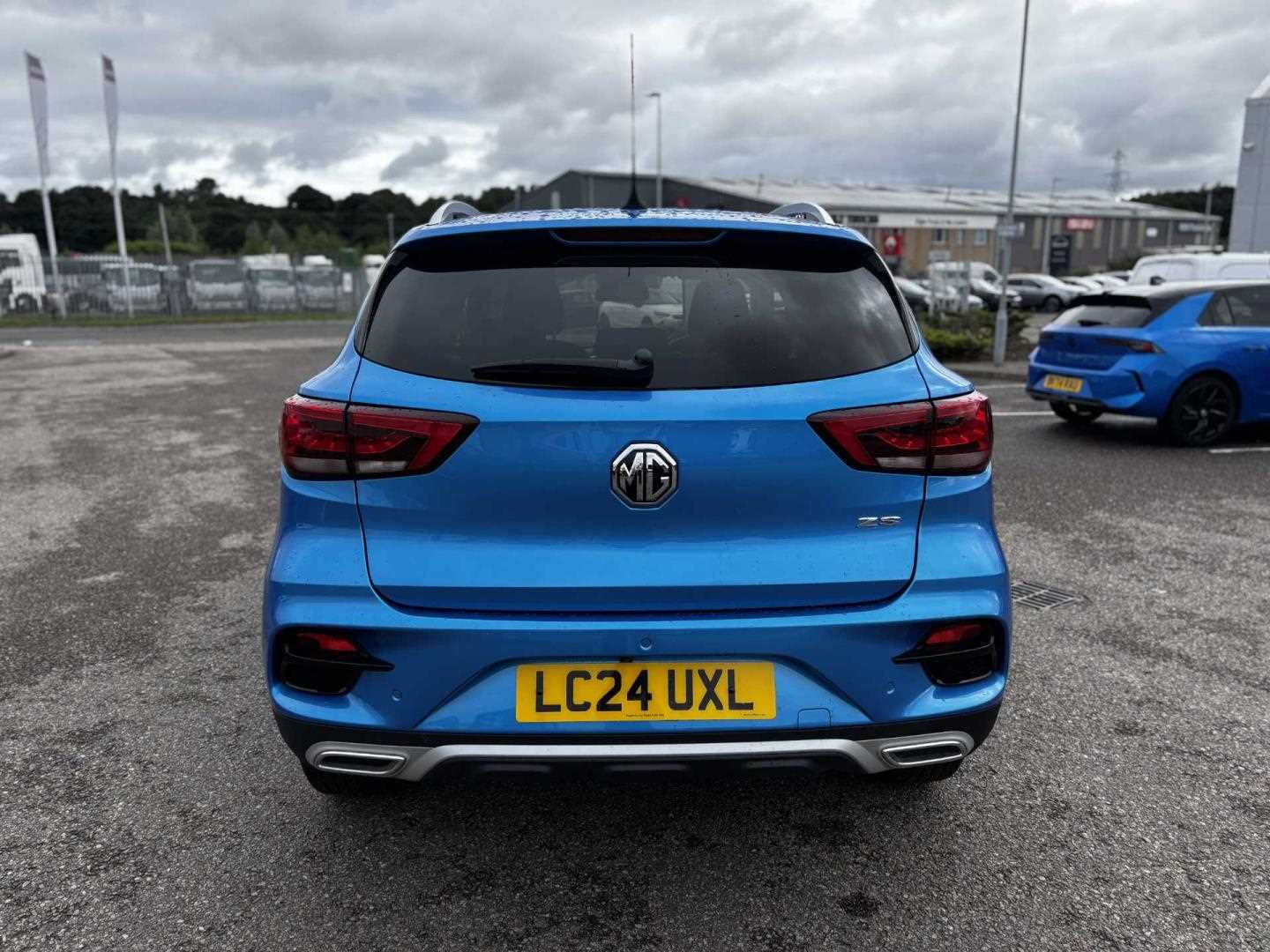 MG ZS