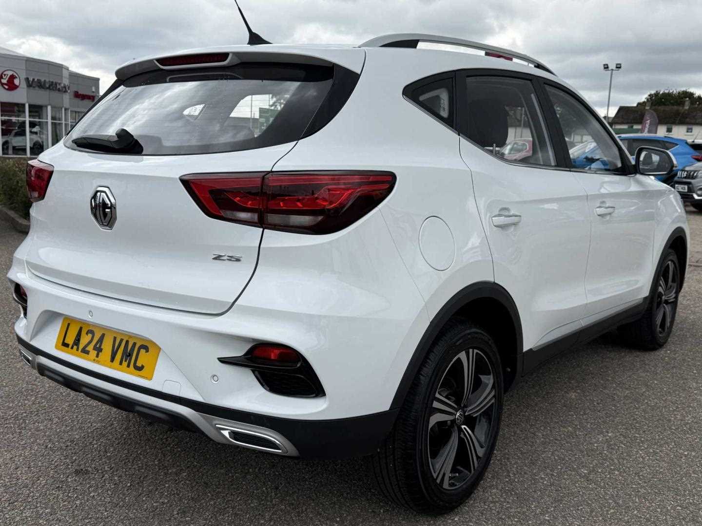 MG ZS