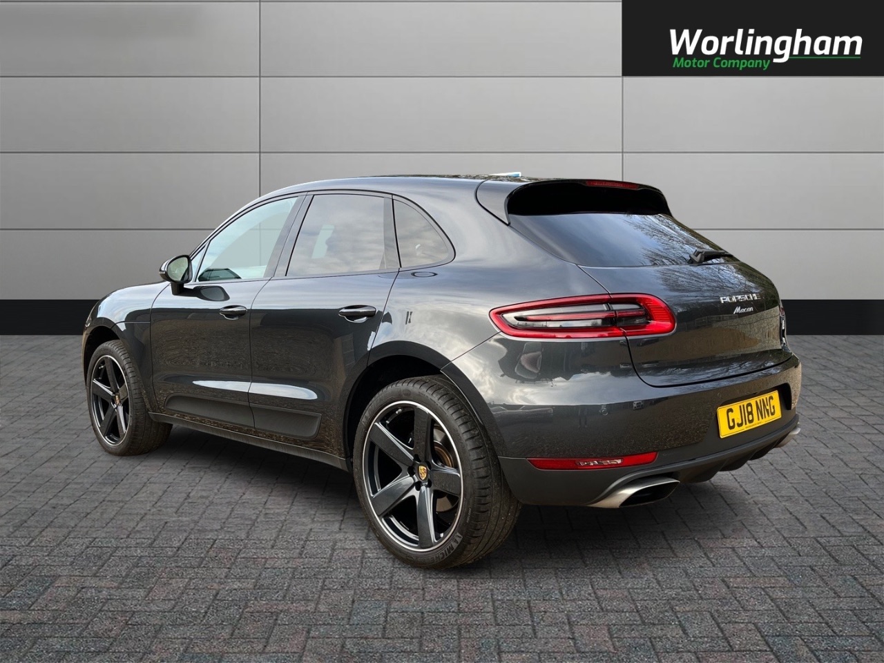 Porsche Macan