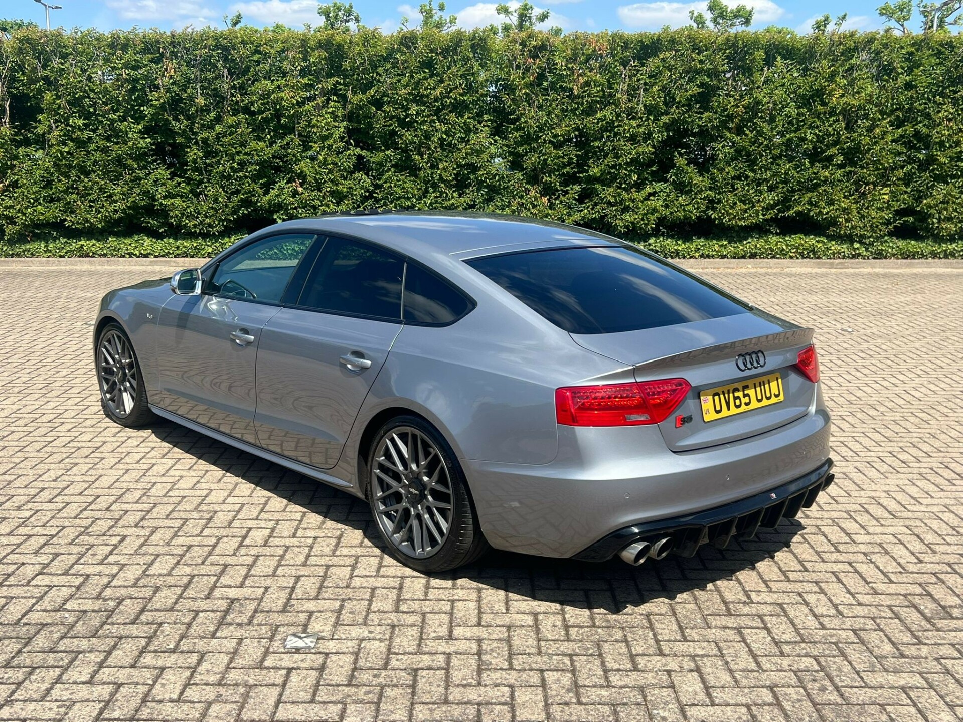 Audi S5