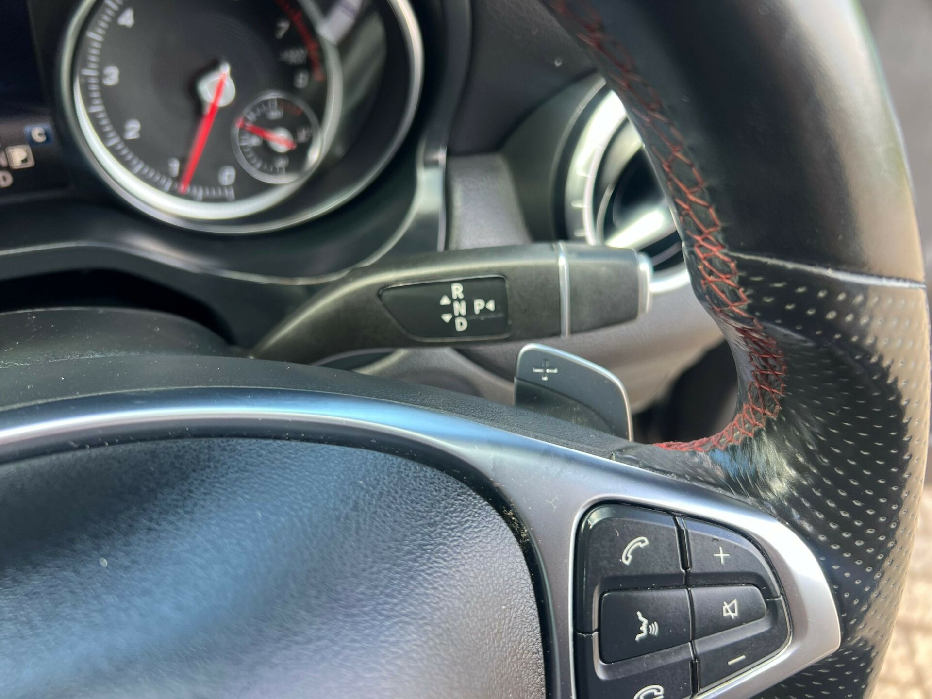 Mercedes Benz CLA