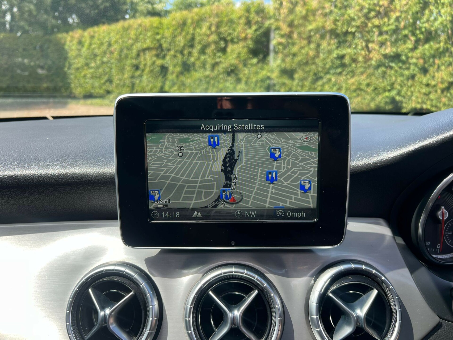 Mercedes Benz CLA